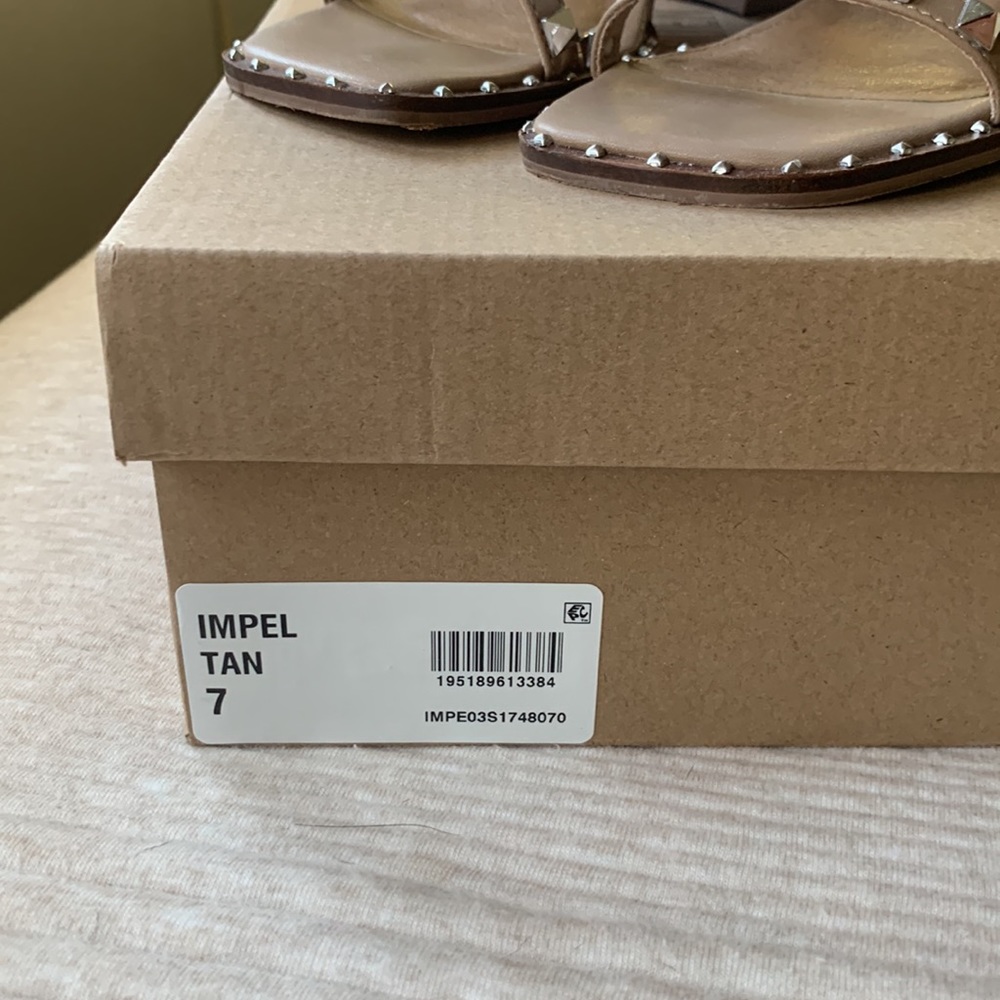 Steven Madden sandals - Picture 2 of 3